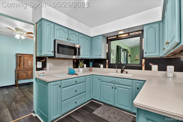 10350 Ataberry Drive, Vienna Charter Township, MI 48420