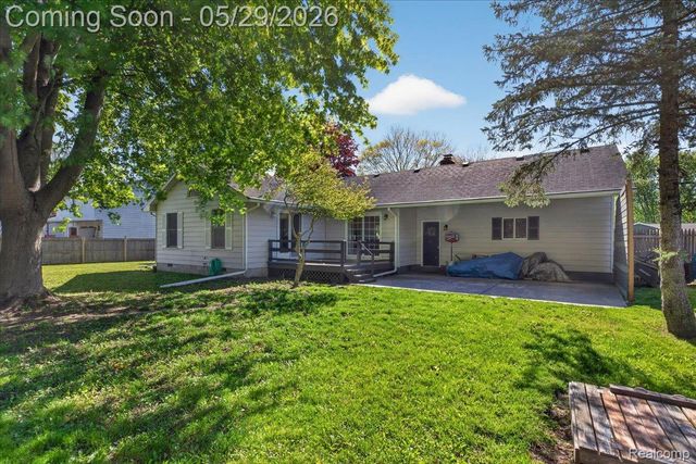 10350 Ataberry Drive, Vienna Charter Township, MI 48420