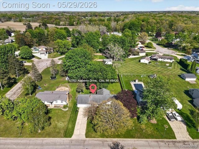 10350 Ataberry Drive, Vienna Charter Township, MI 48420