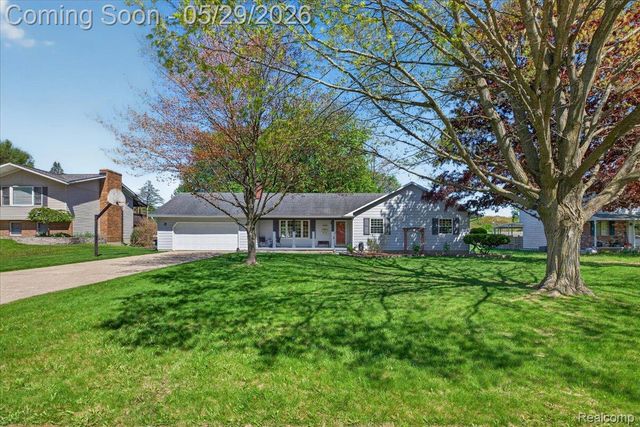 10350 Ataberry Drive, Vienna Charter Township, MI 48420