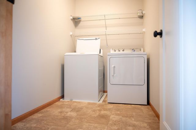 10174 Indigo Drive, Eden Prairie, MN 55347