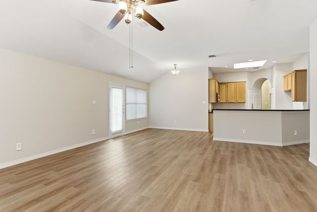 1633 Yellowstone Avenue, Lewisville, TX 75077