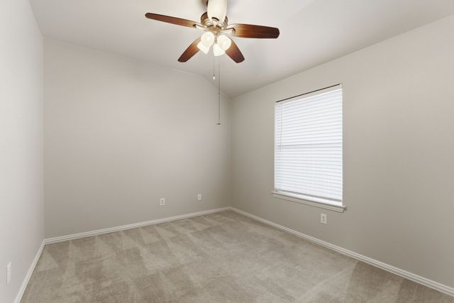 1633 Yellowstone Avenue, Lewisville, TX 75077