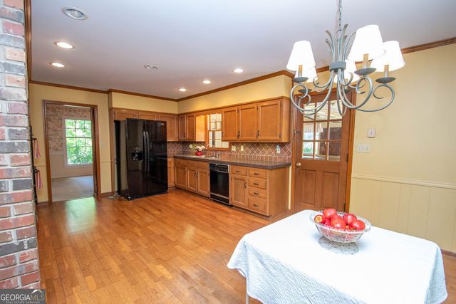 505 Pine Circle, Peachtree City, GA 30269