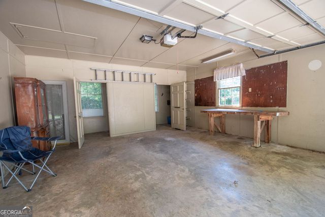 505 Pine Circle, Peachtree City, GA 30269