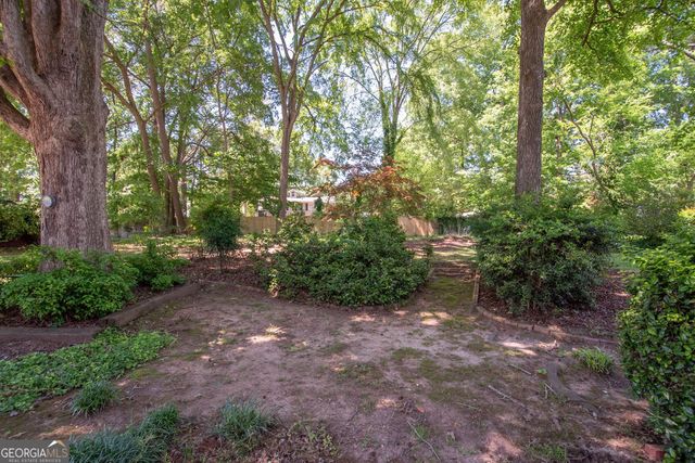 505 Pine Circle, Peachtree City, GA 30269