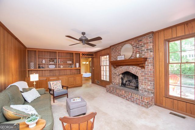 505 Pine Circle, Peachtree City, GA 30269