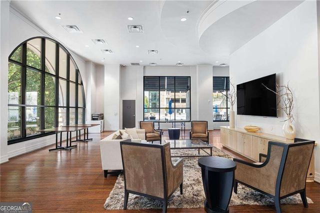 3040 Peachtree Road NW 1310, Atlanta, GA 30305