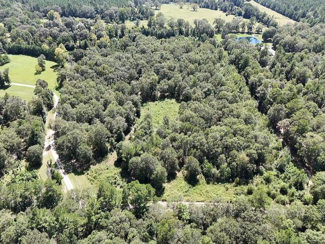854 County Road 2125, Cleveland, TX 77327