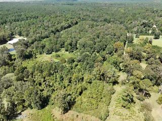 854 County Road 2125, Cleveland, TX 77327