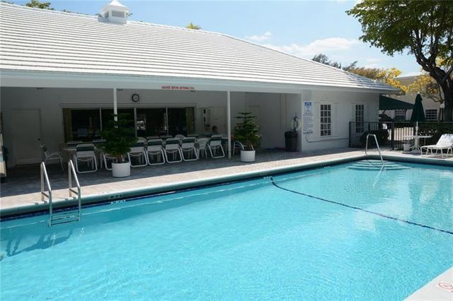 6499 BAY CLUB Drive 2, Fort Lauderdale, FL 33308