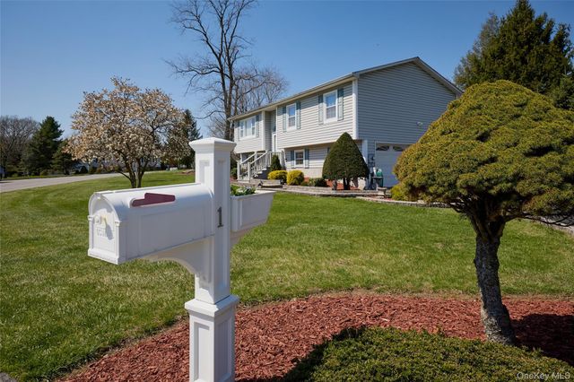 1 Nancy Aleen Drive, Wappingers Falls, NY 12590