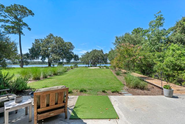 4853 Marshwood Drive, Hollywood, SC 29449