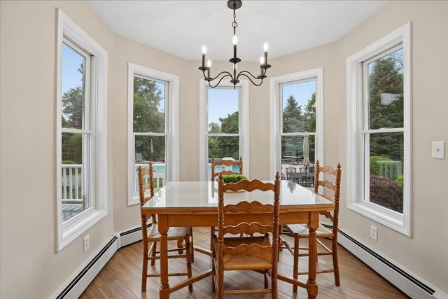 7 King James Drive, Londonderry, NH 03053