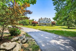 7 King James Drive, Londonderry, NH 03053