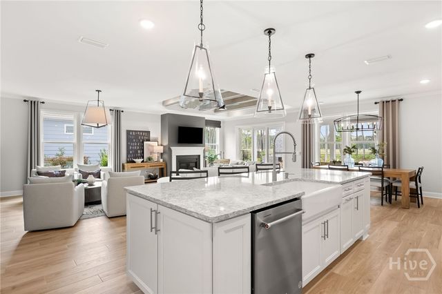 106 Sandy Bend Drive, Richmond Hill, GA 31324