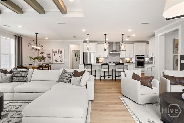 106 Sandy Bend Drive, Richmond Hill, GA 31324