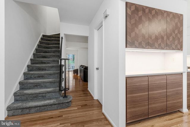 105 AUTUMN HILL WAY, Gaithersburg, MD 20877