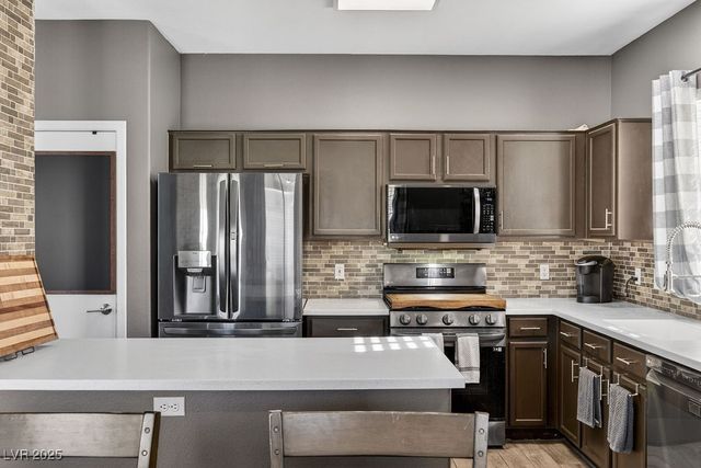 9331 Coral Berry Street, Las Vegas, NV 89123