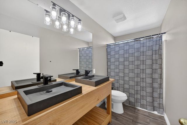 9331 Coral Berry Street, Las Vegas, NV 89123