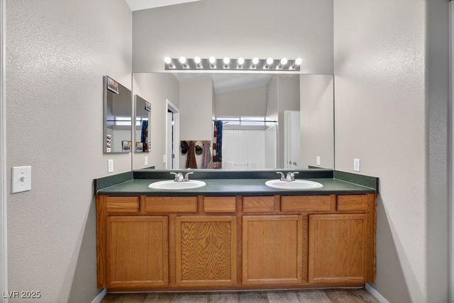 9331 Coral Berry Street, Las Vegas, NV 89123