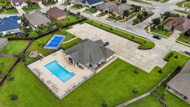9527 Waxwing Trace, Manvel, TX 77578