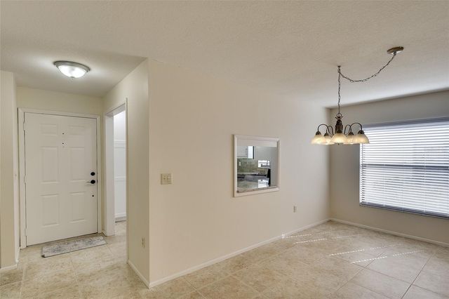 361 OAK HILL DRIVE 3, Sarasota, FL 34232