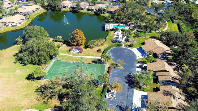 361 OAK HILL DRIVE 3, Sarasota, FL 34232