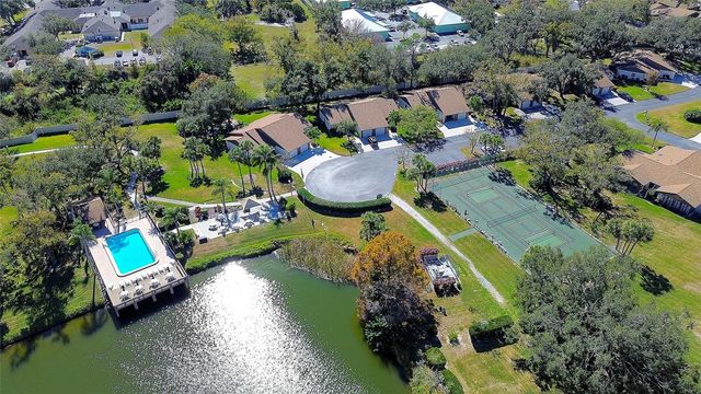 361 OAK HILL DRIVE 3, Sarasota, FL 34232