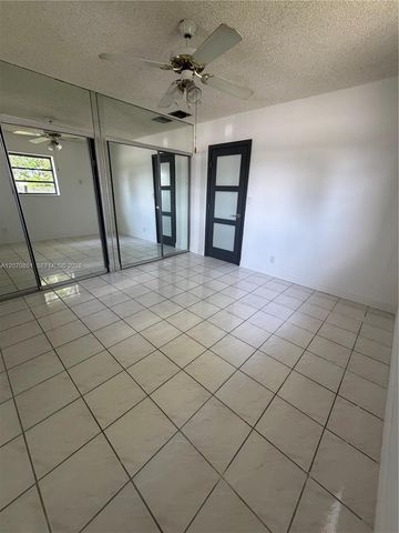 4175 SW 87th Avenue 1, Miami, FL 33165