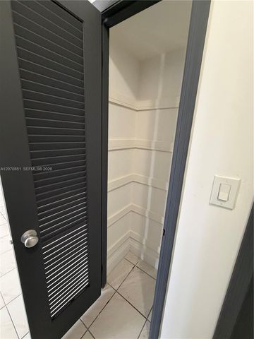 4175 SW 87th Avenue 1, Miami, FL 33165