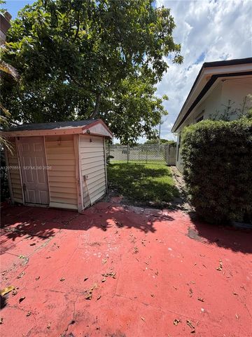 4175 SW 87th Avenue 1, Miami, FL 33165