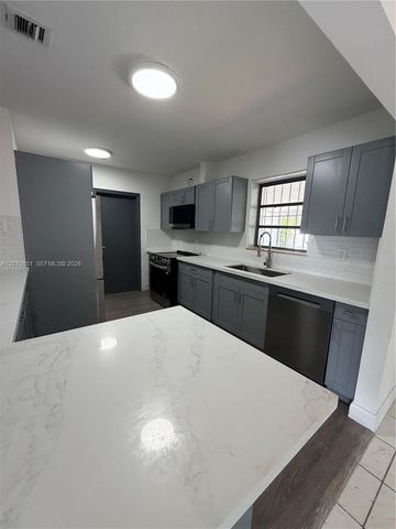 4175 SW 87th Avenue 1, Miami, FL 33165