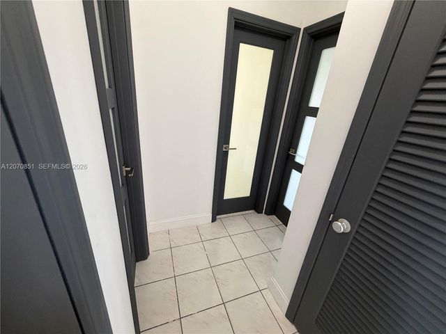 4175 SW 87th Avenue 1, Miami, FL 33165