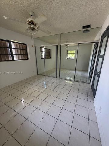 4175 SW 87th Avenue 1, Miami, FL 33165