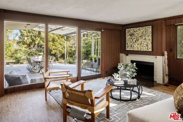 1009 Holly Road, Santa Paula, CA 93060