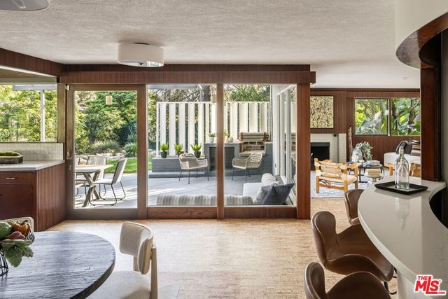 1009 Holly Road, Santa Paula, CA 93060