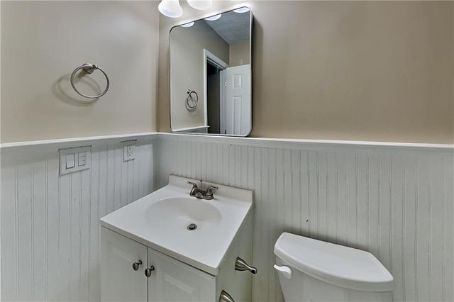 350 Ivy Mill Court, Roswell, GA 30076