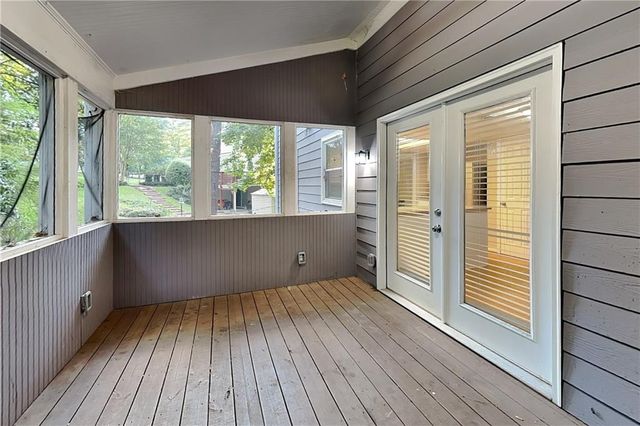 350 Ivy Mill Court, Roswell, GA 30076