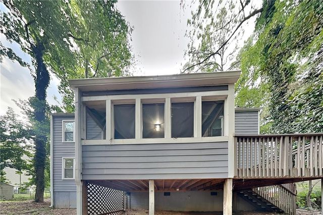 350 Ivy Mill Court, Roswell, GA 30076