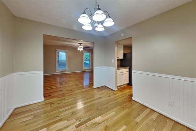 350 Ivy Mill Court, Roswell, GA 30076