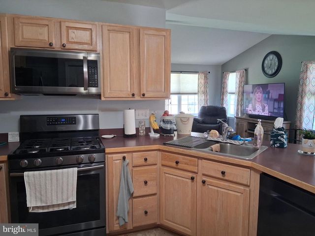210 S LANDING DR, Milford, DE 19963