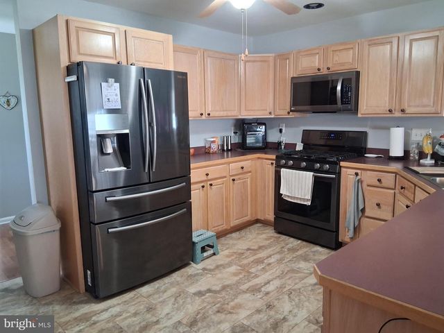 210 S LANDING DR, Milford, DE 19963