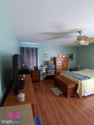 210 S LANDING DR, Milford, DE 19963