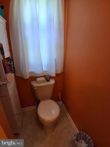 210 S LANDING DR, Milford, DE 19963