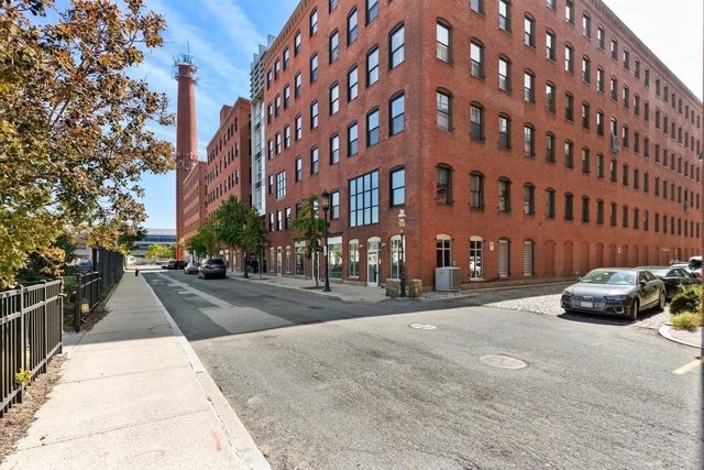 21 Wormwood St 422, Boston, MA 02210