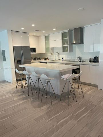 260 Sunrise Drive H, Key Biscayne, FL 33149