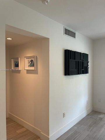 260 Sunrise Drive H, Key Biscayne, FL 33149