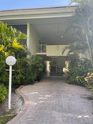 260 Sunrise Drive H, Key Biscayne, FL 33149