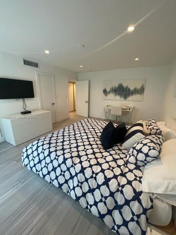260 Sunrise Drive H, Key Biscayne, FL 33149